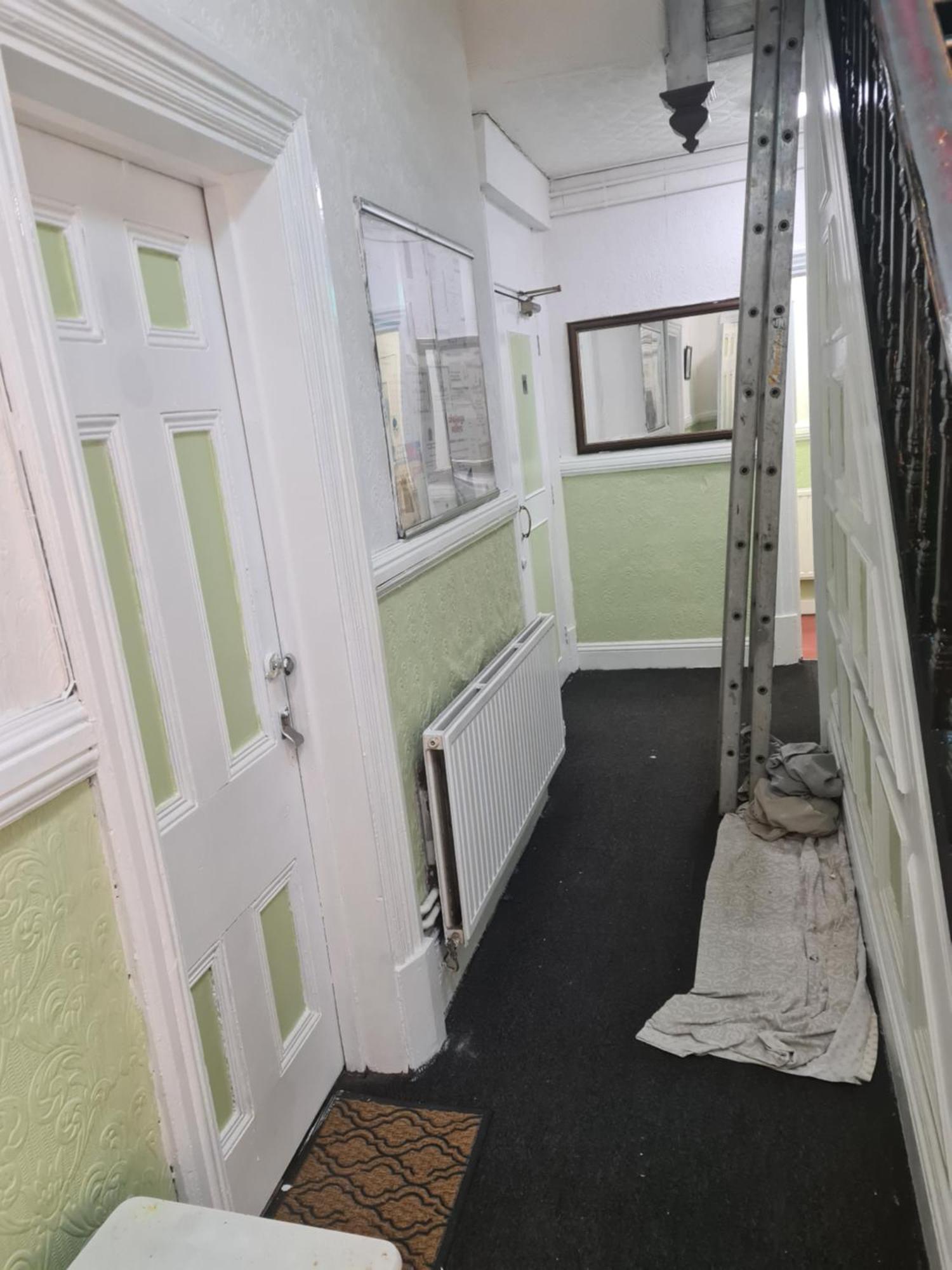 Tredegar Arms Budget Guesthouse For Walkers/Cyclists/Contractors/Traveler เมอเทอร์ทิดฟิล ภายนอก รูปภาพ