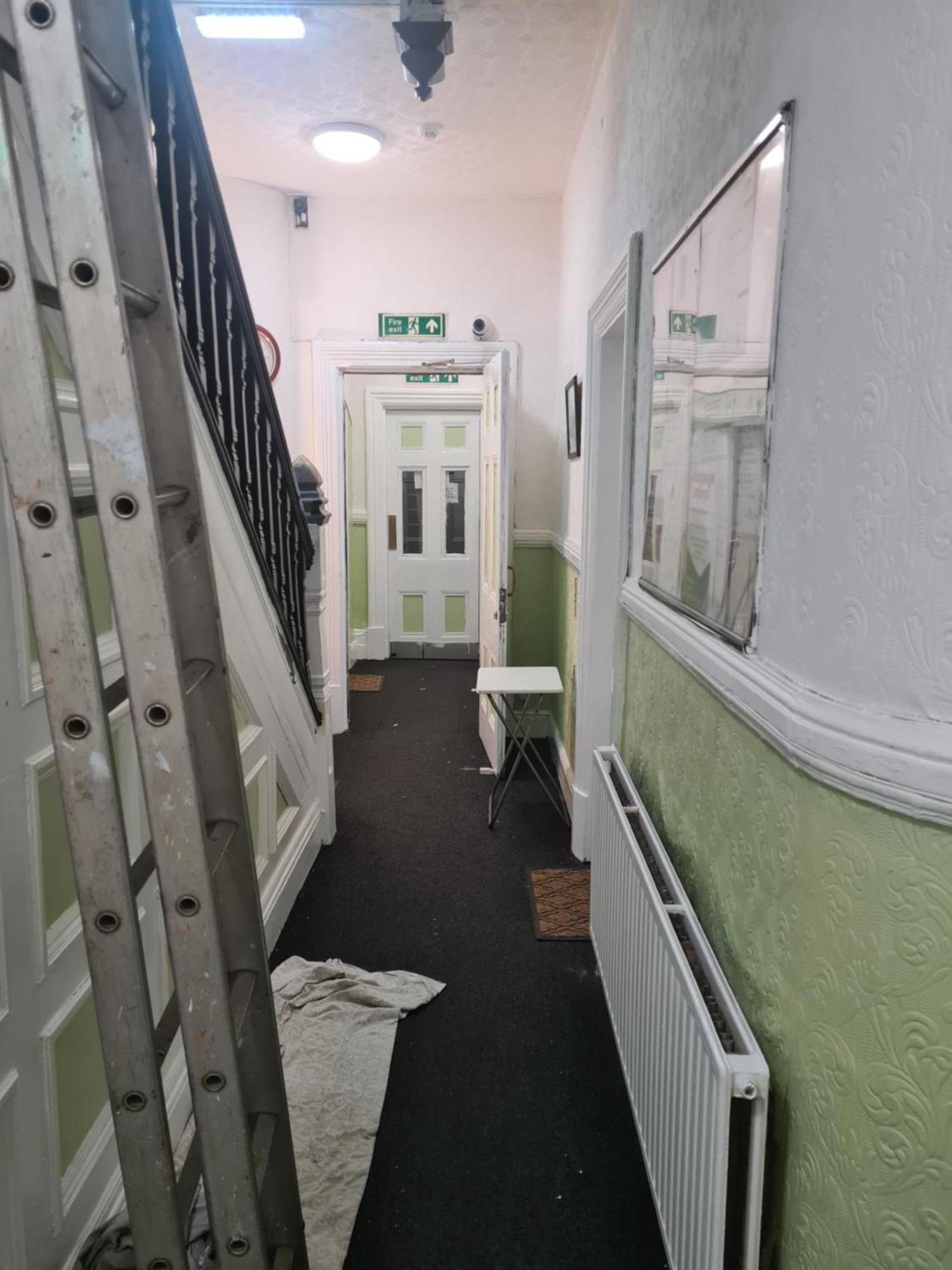 Tredegar Arms Budget Guesthouse For Walkers/Cyclists/Contractors/Traveler เมอเทอร์ทิดฟิล ภายนอก รูปภาพ